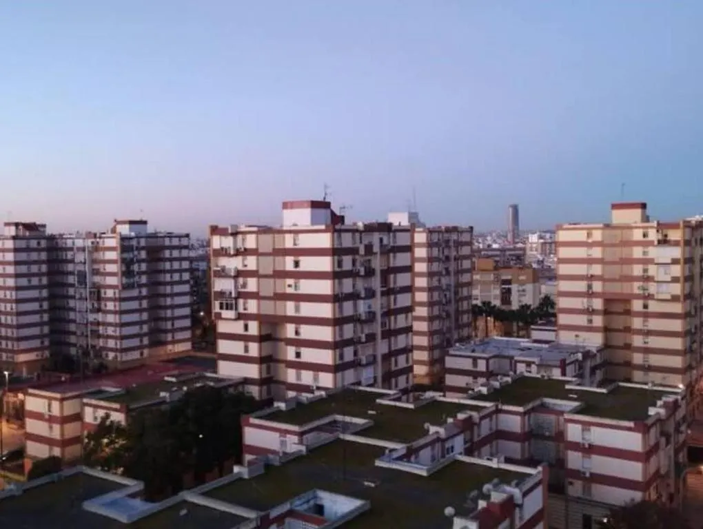 Homestay Habitaciones Privadas Con Cama Doble En Sevilla