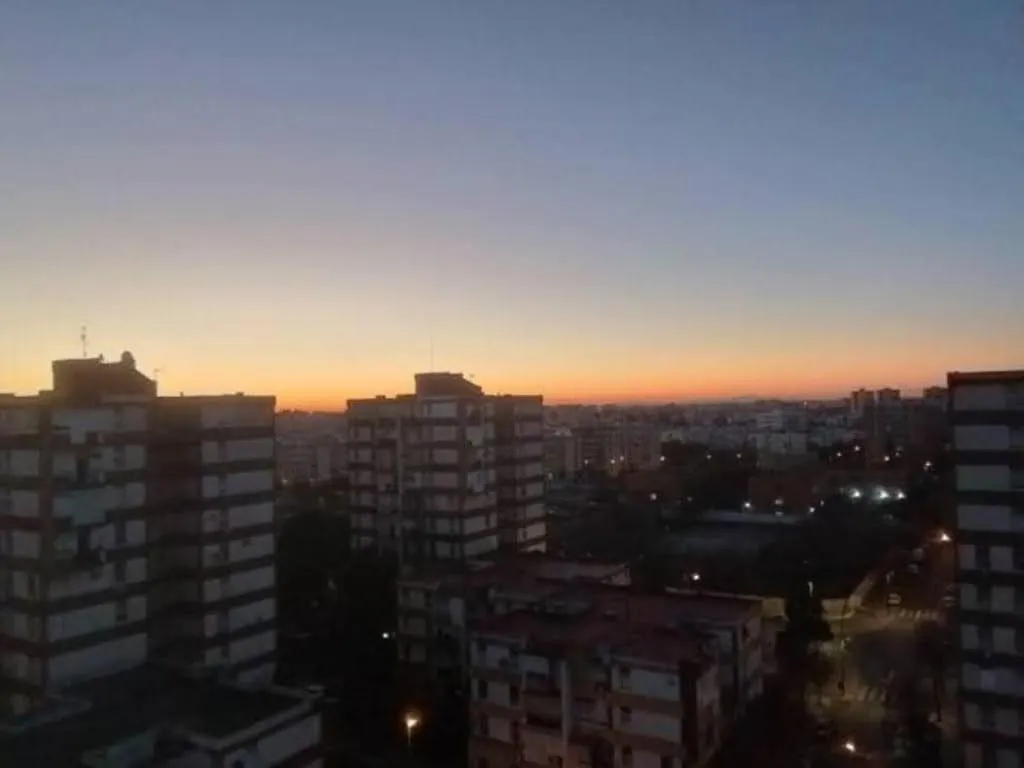 Homestay Habitaciones Privadas Con Cama Doble En Sevilla
