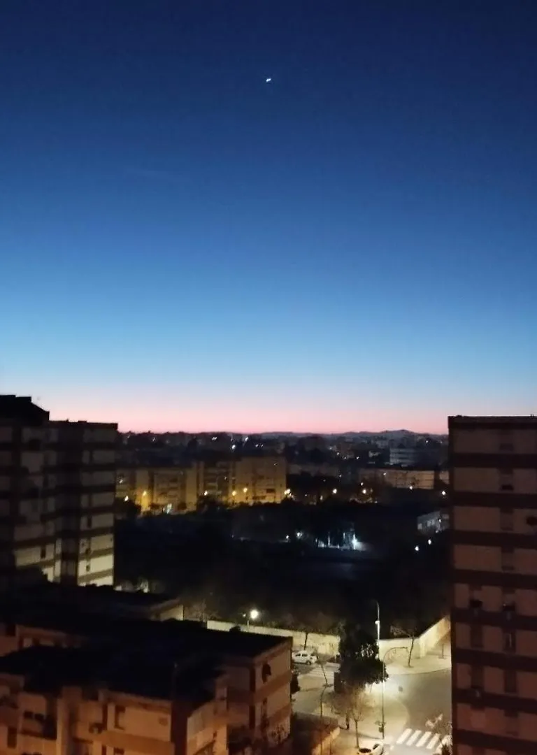 Habitaciones Privadas Con Cama Doble En Sevilla Pansiyon