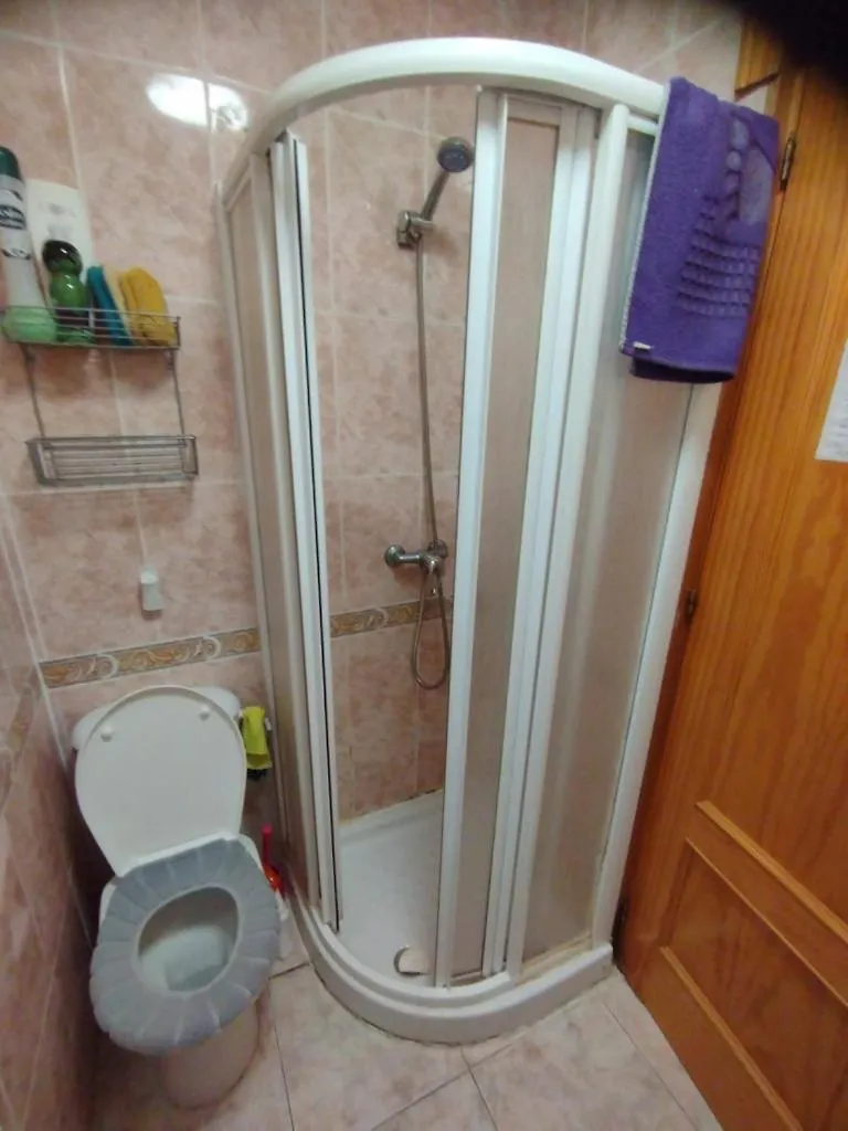 Pansiyon Habitaciones Privadas Con Cama Doble En Sevilla