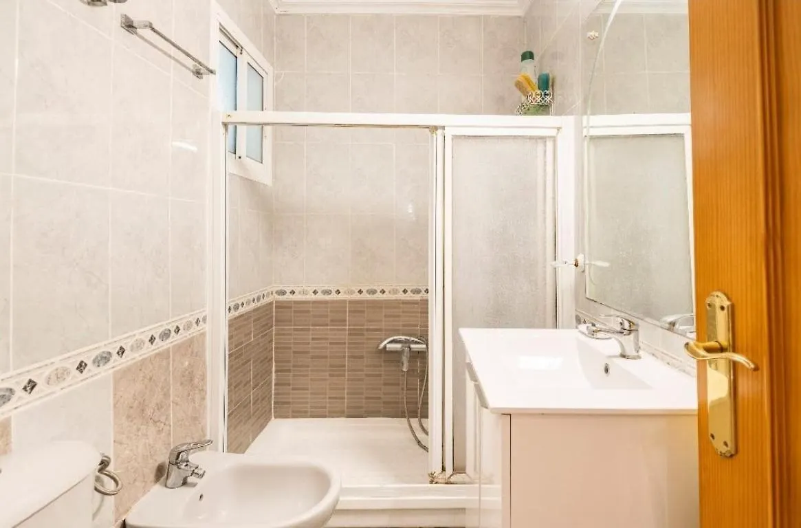 Habitaciones Privadas Con Cama Doble En Sevilla Pansiyon