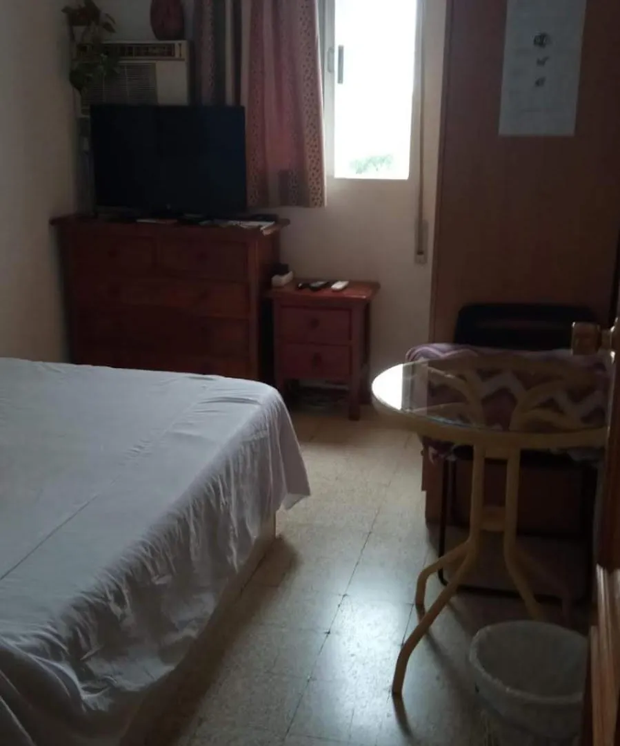 Pansiyon Habitaciones Privadas Con Cama Doble En Sevilla