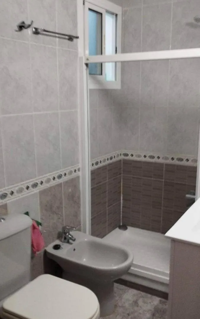 Habitaciones Privadas Con Cama Doble En Sevilla 0*,  España